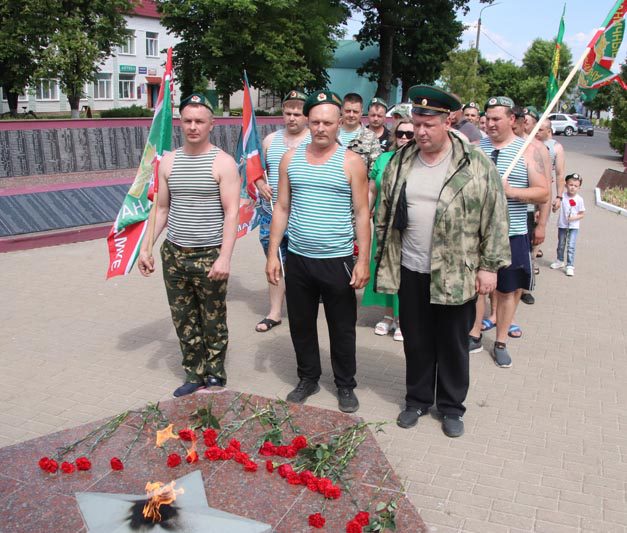 Торжественый митинг в честь Дня пограничника прошел в Костюковичах