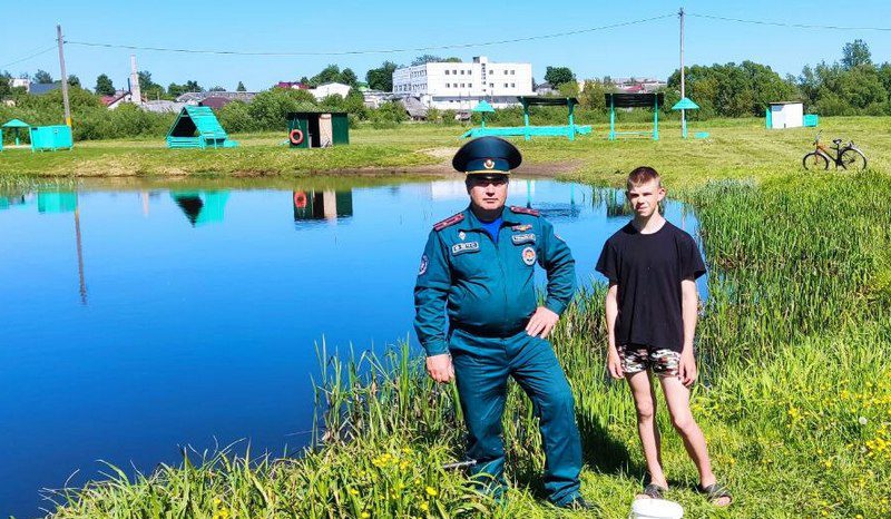 Спасатели Костюковщины проводят профилактические рейды на водоемах