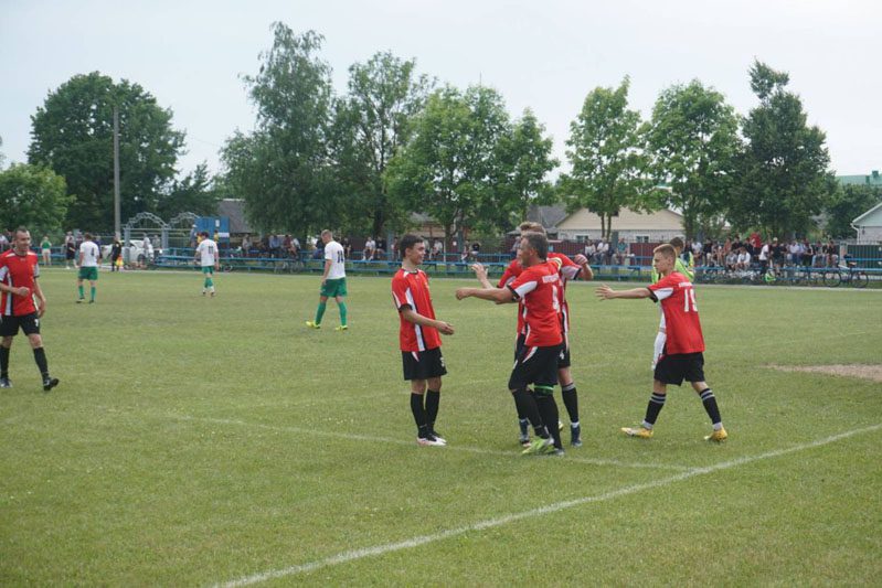 Не удержали победу: костюковичские футболисты сыграли вничью с командой Кричева