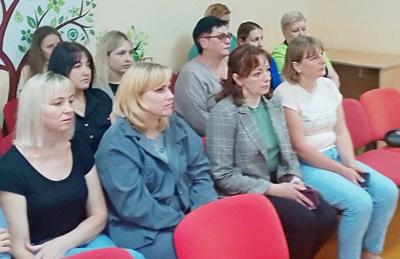 Информационная группа заместителя председателя райисполкома встретилась с коллективами Костюковичского района