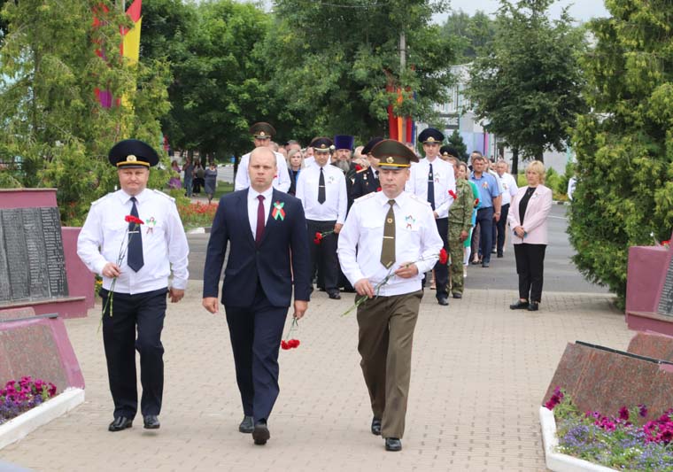 ФОТОФАКТ: В Костюковичах празднуют День Независимости Республики Беларусь