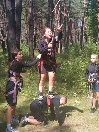 Военно-патриотическая игра "Зарница" прошла в палаточном лагере "Эдельвейс"