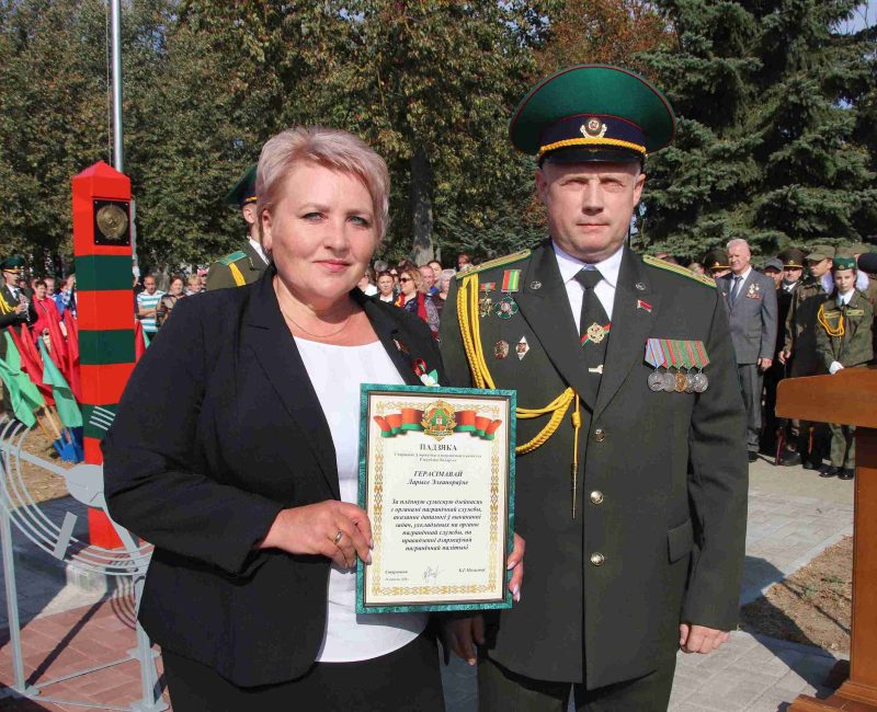 ФОТОФАКТ: Торжественное открытие памятного знака «Воинам-пограничникам всех поколений»