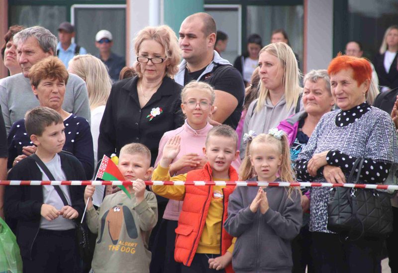 ФОТОФАКТ: чем удивил плац-концерт и выступления кинологов