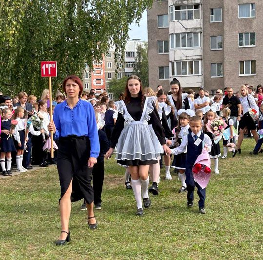 Узнали, как прошел праздник первого звонка в Костюковичской средней школе №4