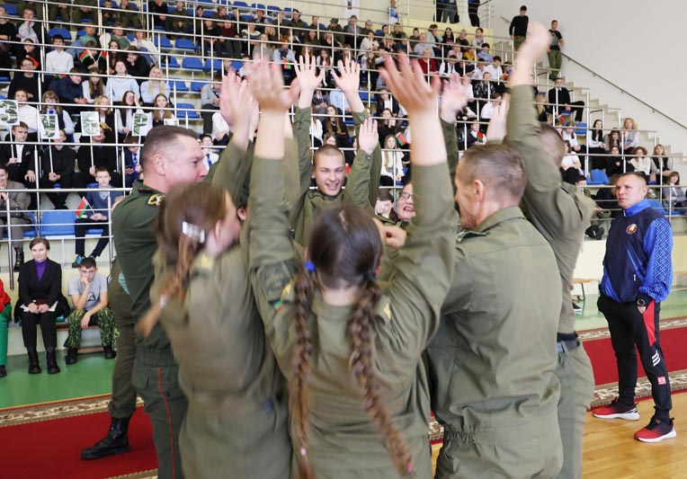 ФОТОФАКТ: В Костюковичах прошли межрайонные соревнования военно-патриотических клубов