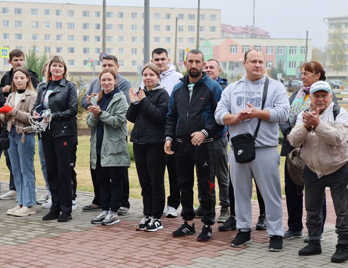 В Костюковичах прошел осенний легкоатлетический кросс среди трудовых коллективов