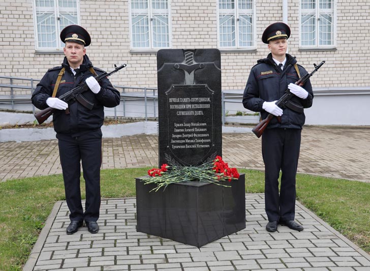 В Костюковичском РОВД в преддверии Дня советской милиции чествовали ветеранов органов внутренних дел и внутренних войск