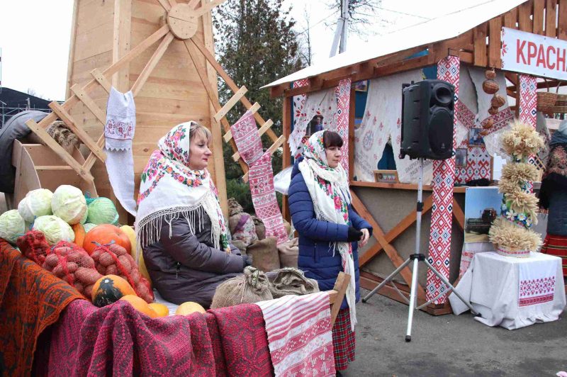 ФОТОФАКТ: Чем удивляли участники "Дожинок" в Климовичах