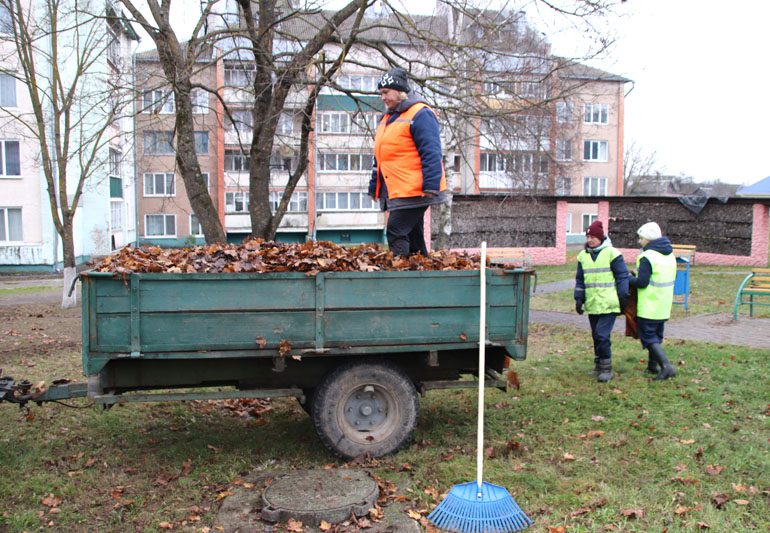 В Костюковичах продолжаются работы по наведению порядка