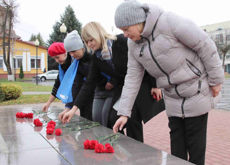 В Костюковичах состоялся митинг, посвященный Дню Октябрьской революции