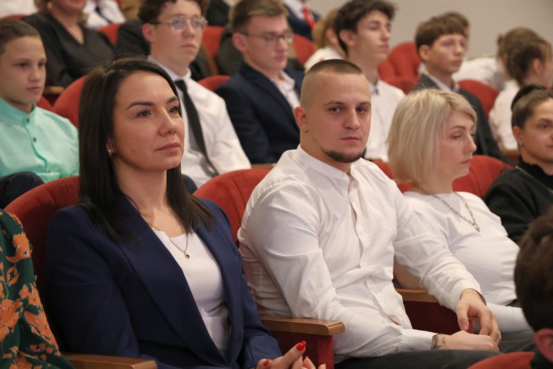 Фотофакт: в Костюковичах чествовали передовиков народного хозяйства