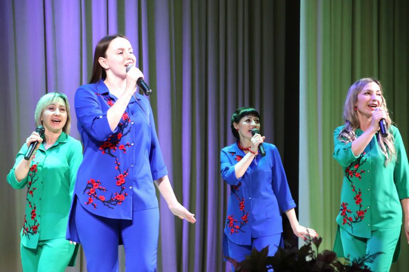 Фотофакт: в Костюковичах чествовали передовиков народного хозяйства