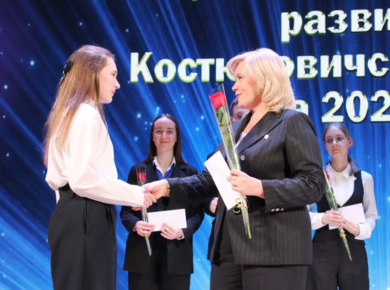 Фотофакт: в Костюковичах чествовали передовиков народного хозяйства