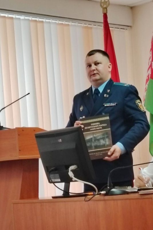 Какие вопросы поднял на встрече с костюковчанами прокурор района Сергей Булахов