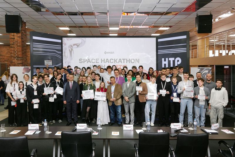 В Минске завершился масштабный конкурс digital-идей. Победителями Хакатона МТС стали студенты БНТУ и МГЛУ В Минске завершился масштабный конкурс digital-идей. Победителями Хакатона МТС стали студенты БНТУ и МГЛУ