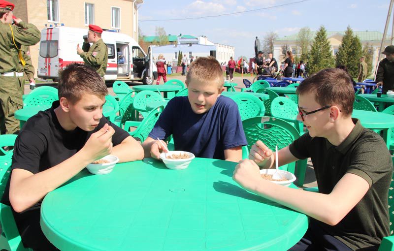 Фотофакт: Новобранцы клуба "Зубр" принесли клятву на верность Родине