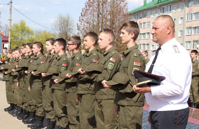 Фотофакт: Новобранцы клуба "Зубр" принесли клятву на верность Родине