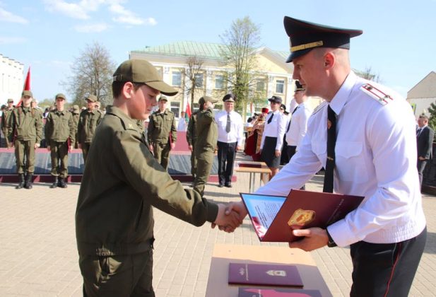 Фотофакт: Новобранцы клуба "Зубр" принесли клятву на верность Родине