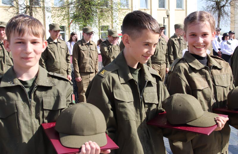 Фотофакт: Новобранцы клуба "Зубр" принесли клятву на верность Родине
