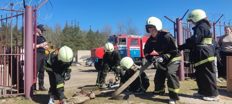 Районный этап слета юных спасателей-пожарных прошел Костюковичах Районный этап слета юных спасателей-пожарных прошел Костюковичах