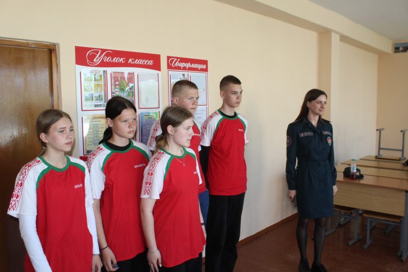 «Не шланг, а рукав!». 24 апреля в Костюковичах прошел зональный этап областного слета юных спасателей-пожарных «Не шланг, а рукав!». 24 апреля в Костюковичах прошел зональный этап областного слета юных спасателей-пожарных