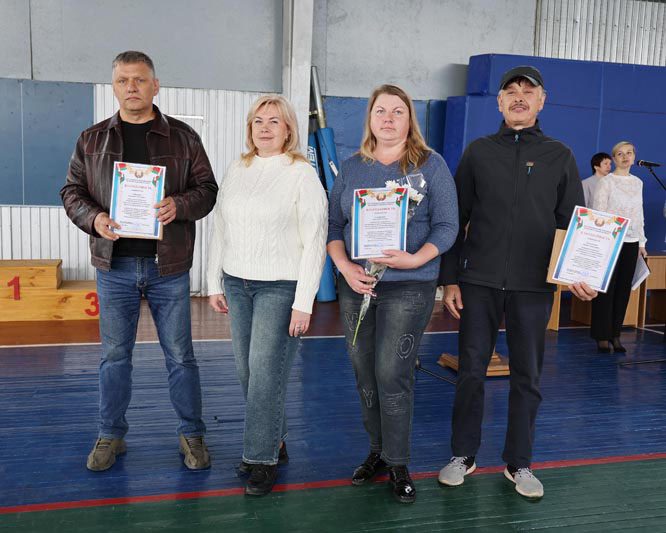 Работников спортивной отрасли и любителей спорта чествовали в Костюковичской ДЮСШ