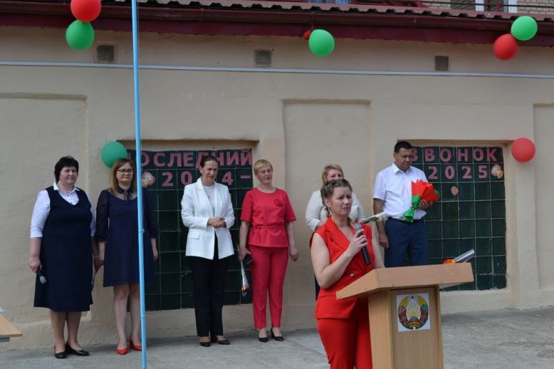 Самый радостный и долгожданный – последний звонок в средней школе № 1