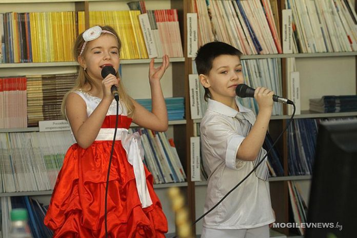 На тысячу мальчиков приходятся 958 девочек в Могилевской области