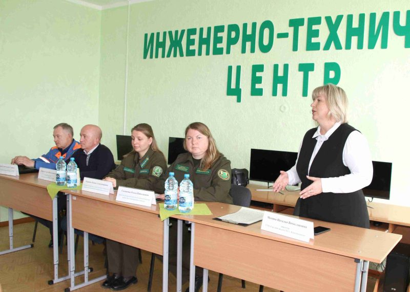 О профориентационной работе 30 апреля говорили в средней школе № 2