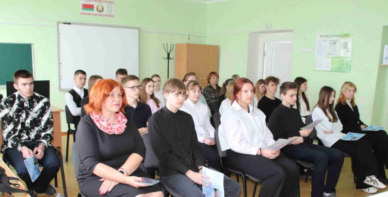 О профориентационной работе 30 апреля говорили в средней школе № 2