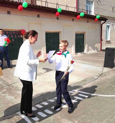Их звездный час! Во взрослую жизнь отправились выпускники средней школы №1