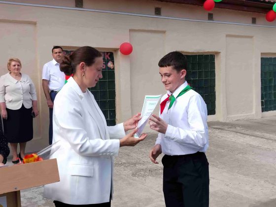 Их звездный час! Во взрослую жизнь отправились выпускники средней школы №1