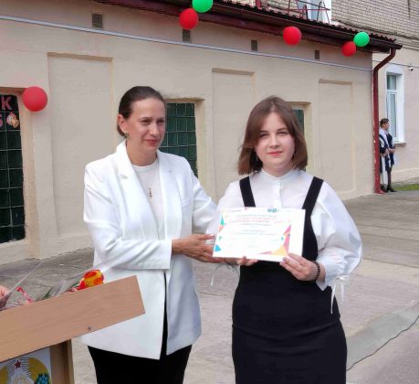 Их звездный час! Во взрослую жизнь отправились выпускники средней школы №1