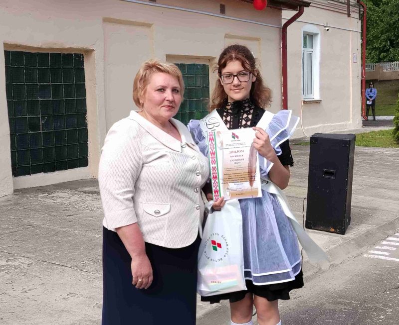 Их звездный час! Во взрослую жизнь отправились выпускники средней школы №1