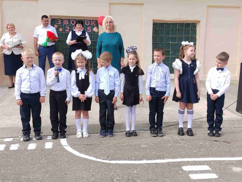 Их звездный час! Во взрослую жизнь отправились выпускники средней школы №1