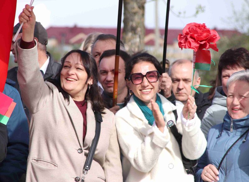 С Первомаем! Митинг в честь Праздника труда прошел в Костюковичах