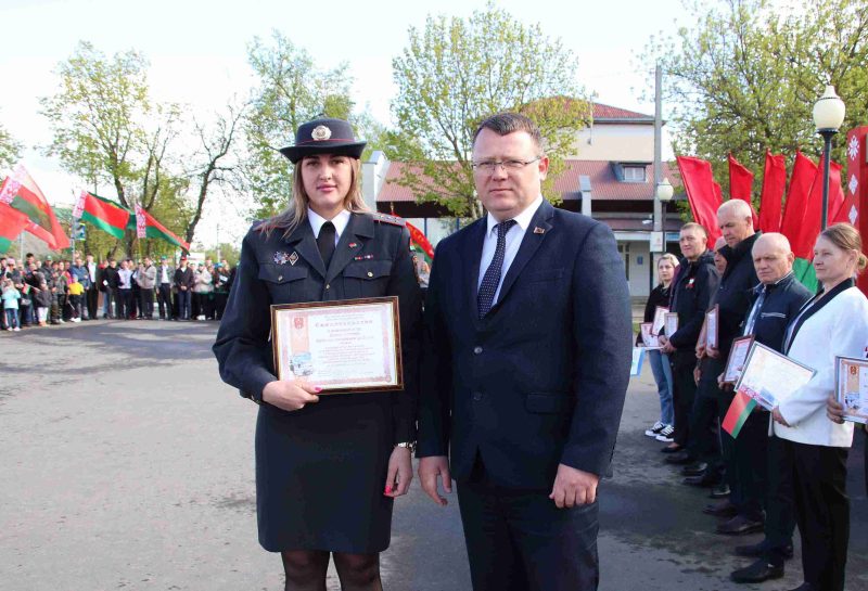 С Первомаем! Митинг в честь Праздника труда прошел в Костюковичах