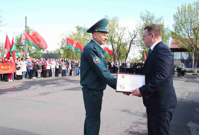 С Первомаем! Митинг в честь Праздника труда прошел в Костюковичах