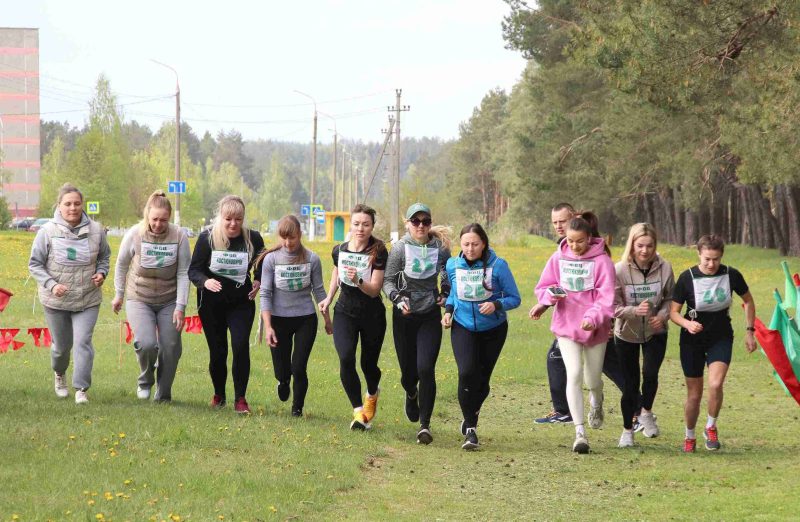 В Костюковичах прошел весенний легкоатлетический кросс