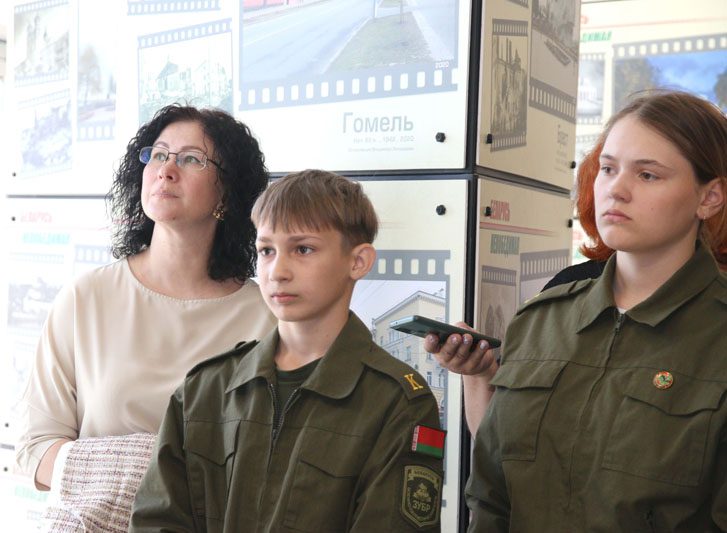 В Костюковичах открылась передвижная выставка, посвященная 80-летию Великой Победы «Беларусь непобедимая»