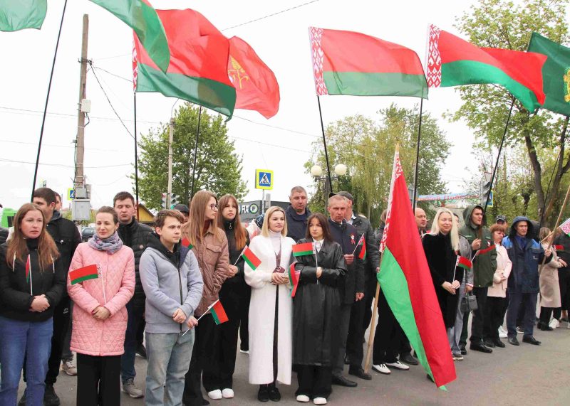 День Государственного флага, Государственного герба и Государственного гимна Республики Беларусь отмечают в Костюковичах День Государственного флага, Государственного герба и Государственного гимна Республики Беларусь отмечают в Костюковичах