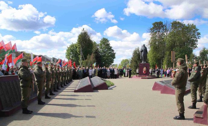 Костюковичи празднуют 80-летие Великой Победы
