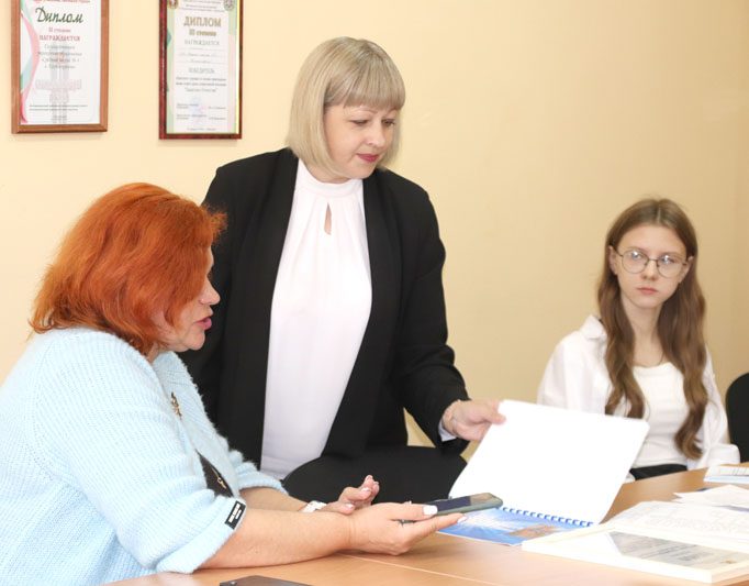 Костюковичские старшеклассники победили в конкурсе социальных молодежных проектов