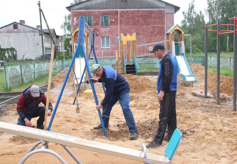 В Год благоустройства на Костюковщине развернулись масштабные работы В Год благоустройства на Костюковщине развернулись масштабные работы