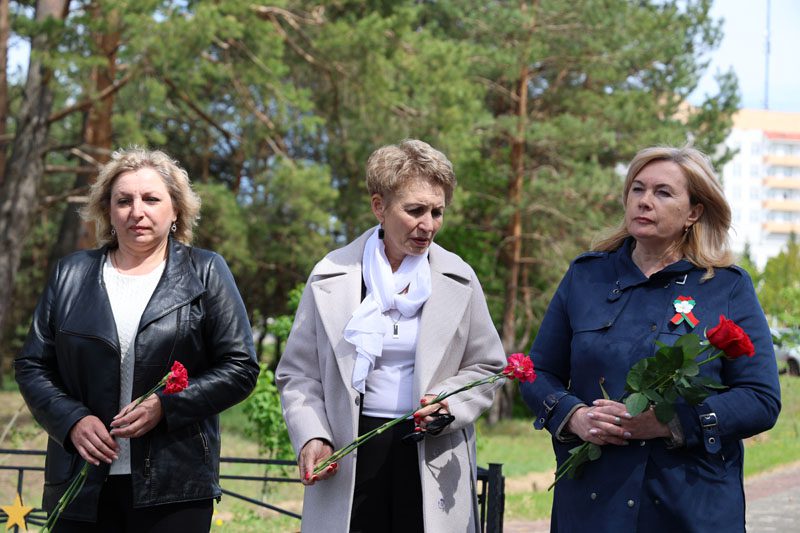 Костюковичи посетила делегация из Красной Горы