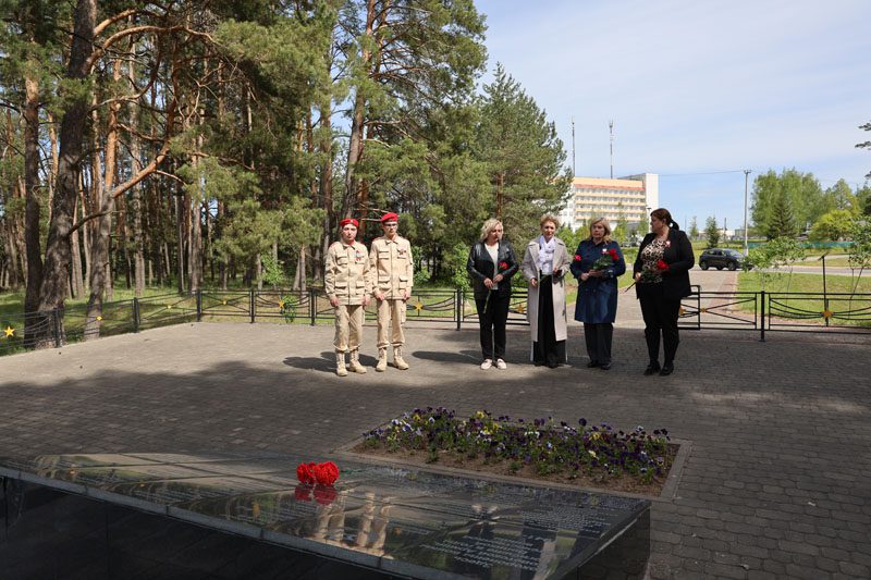 Костюковичи посетила делегация из Красной Горы