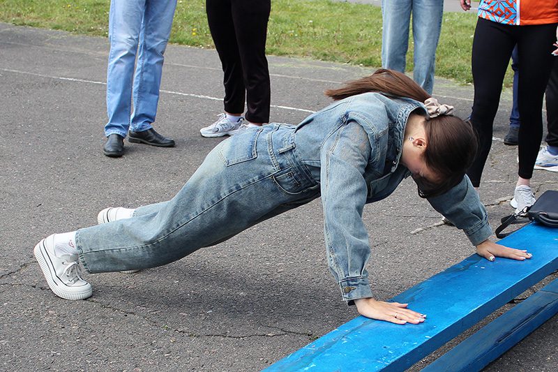 Спортивные баталии развернулись на стадионе средней школы №1