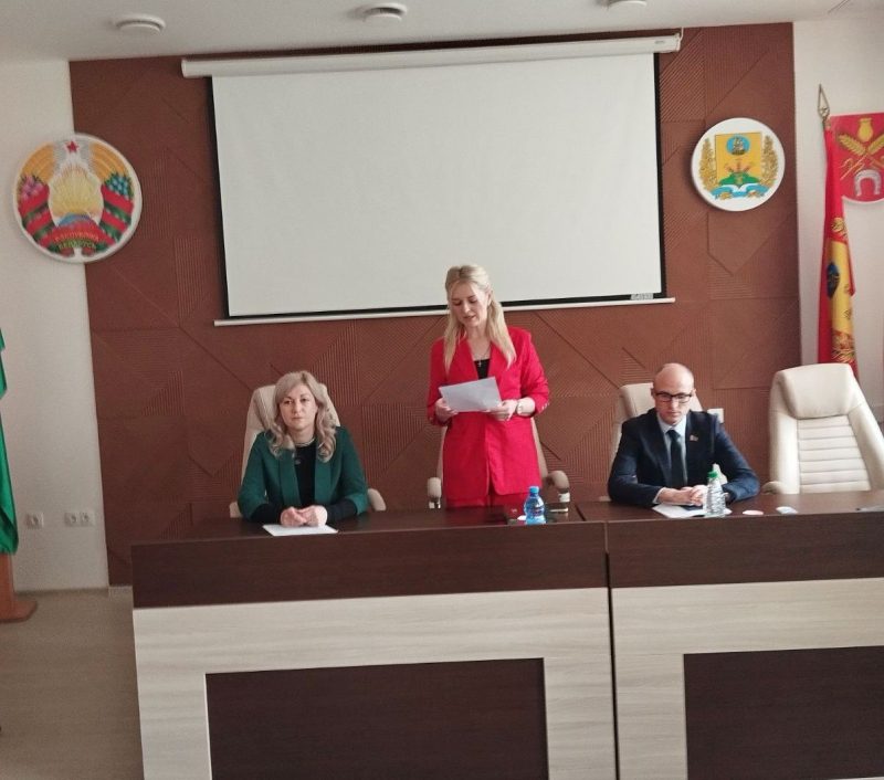 Единый день информирования проходит в Костюковичах