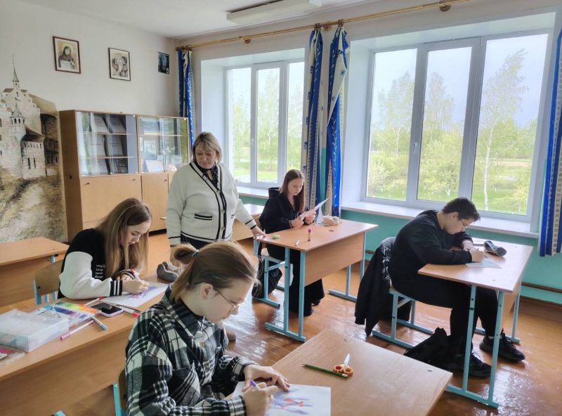 В Шарейковской школе прошел единый урок, посвященный Дню семьи В Шарейковской школе прошел единый урок, посвященный Дню семьи